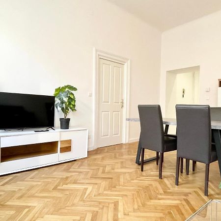 Premium Residence At Famous Vienna Kutschkermarkt 외부 사진